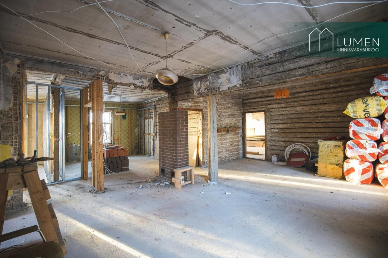 Jõgeva maakond, Põltsamaa vald, Pauastvere küla Pauastvere koolimaja