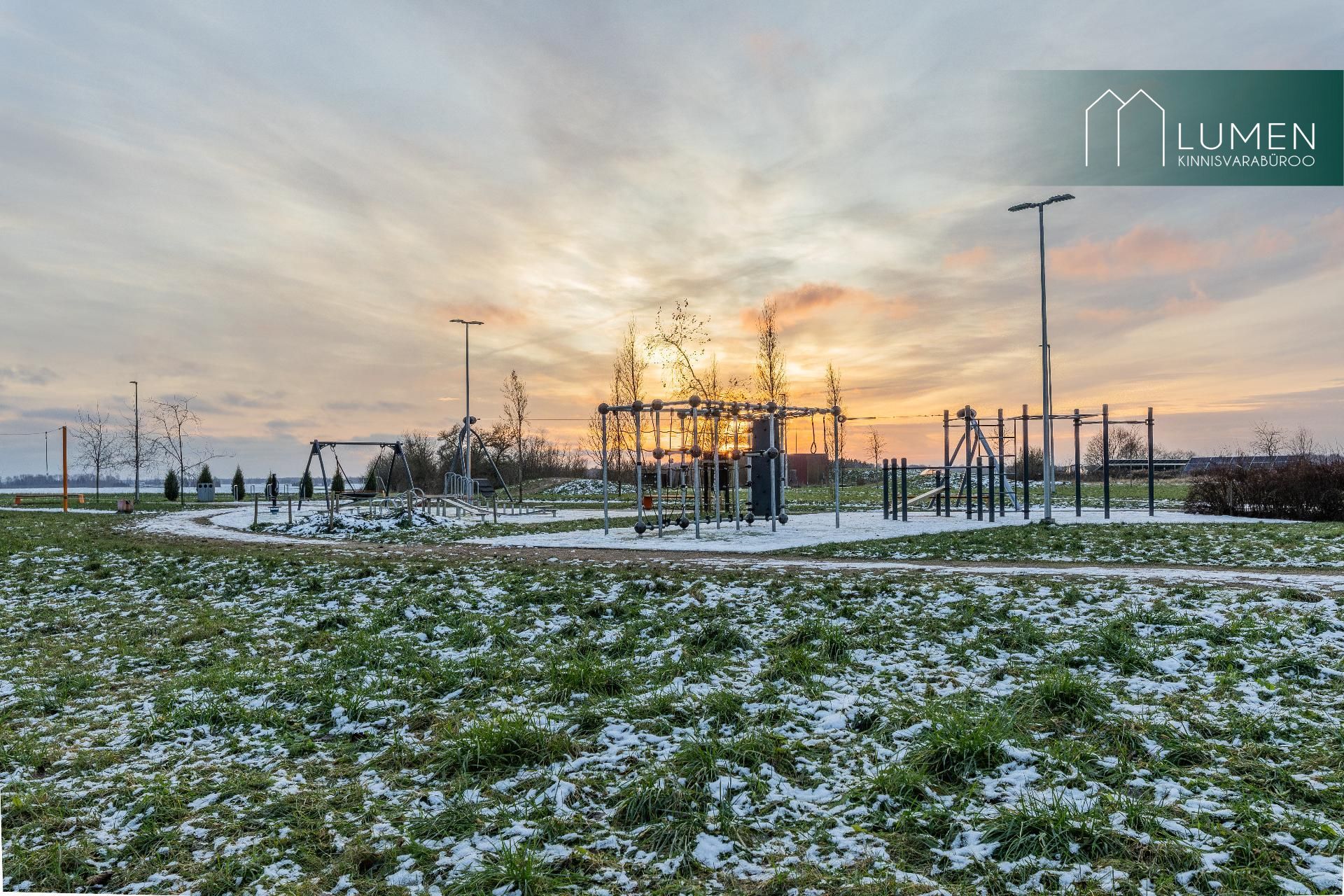 Tartu maakond, Tartu linn, Ilmatsalu alevik Kooli 1