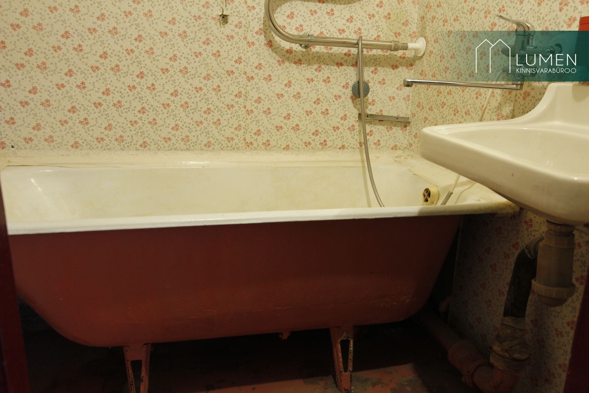 Jõgeva maakond, Jõgeva vald, Jõgeva linn Pargi 13a