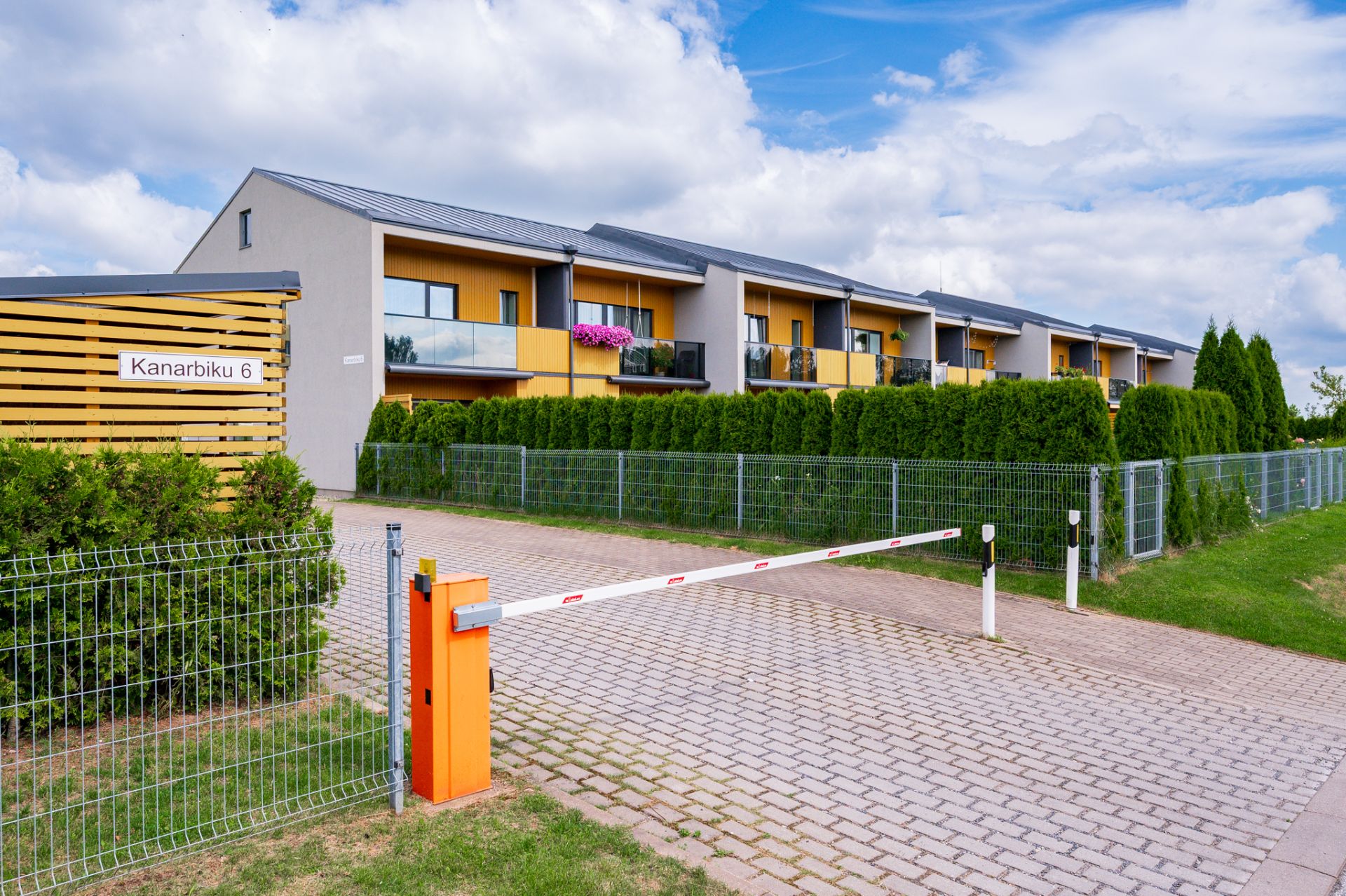 Tartu maakond, Kambja vald, Soinaste küla Kanarbiku tn 6