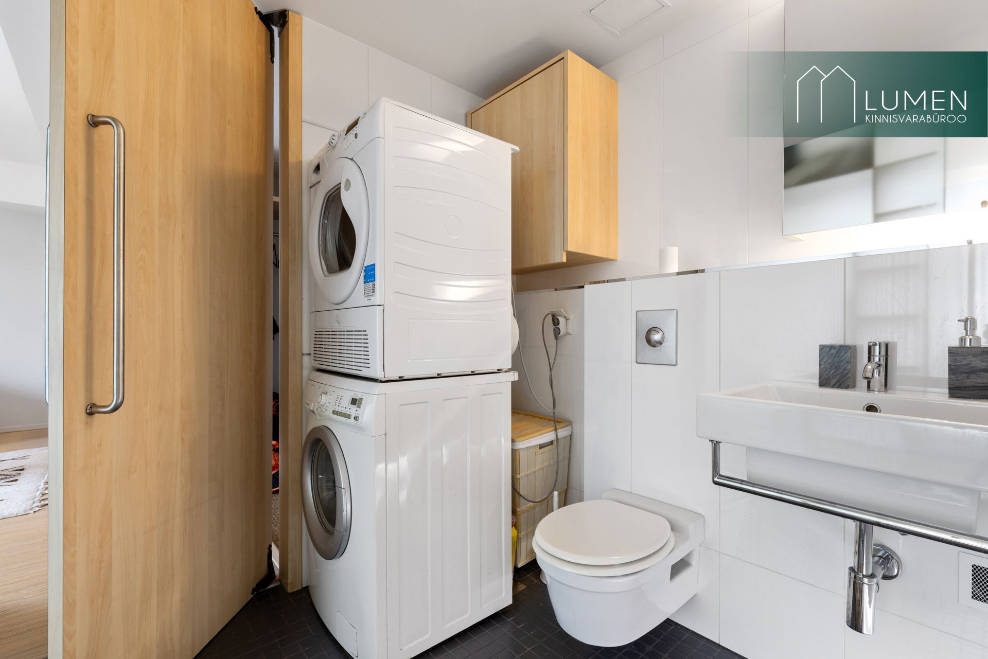 Harju maakond, Tallinn, Kesklinna linnaosa Maakri 36
