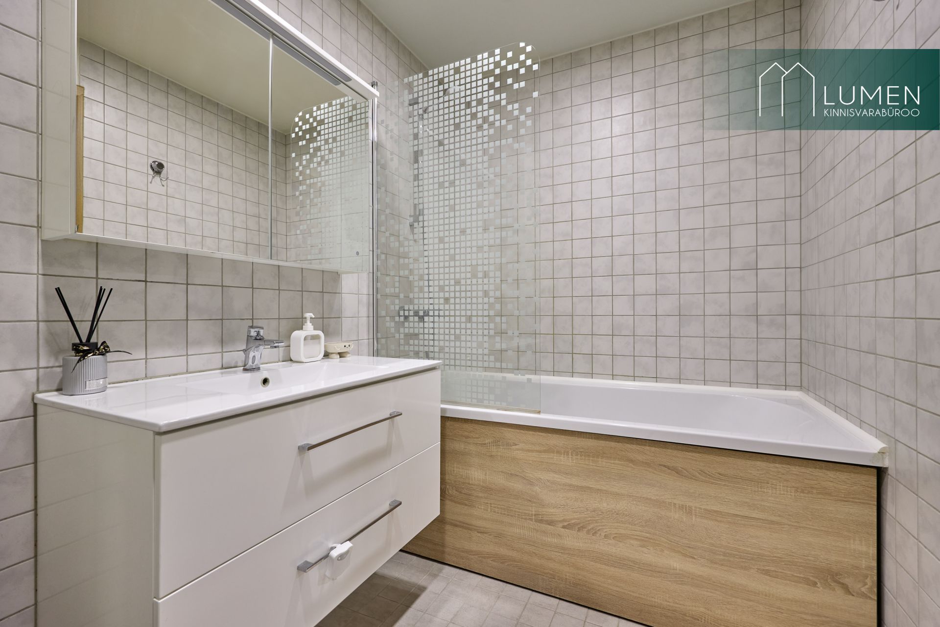 Harju maakond, Tallinn, Lasnamäe linnaosa Pallasti 40