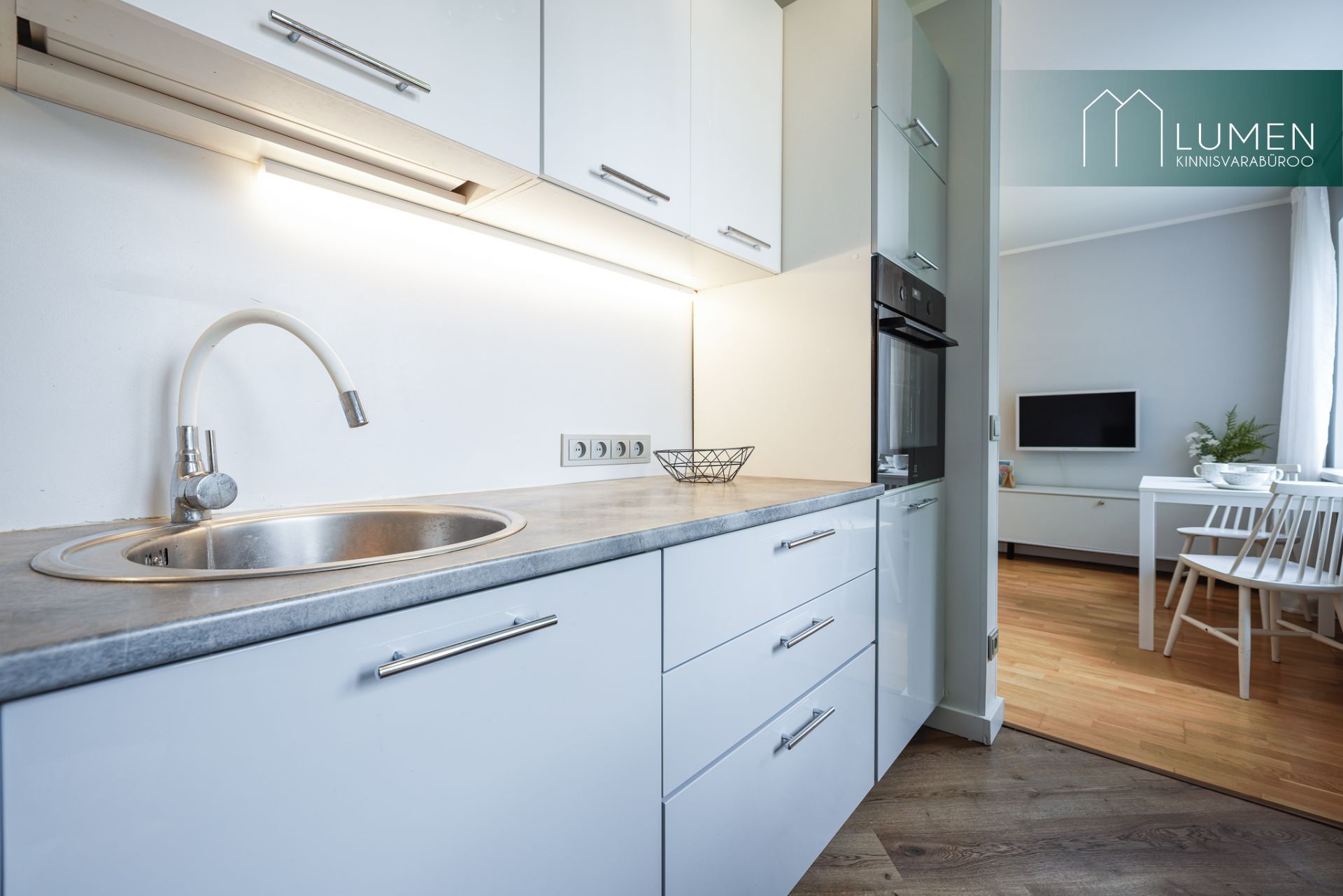 Harju maakond, Tallinn, Kesklinna linnaosa Pärnu mnt 76