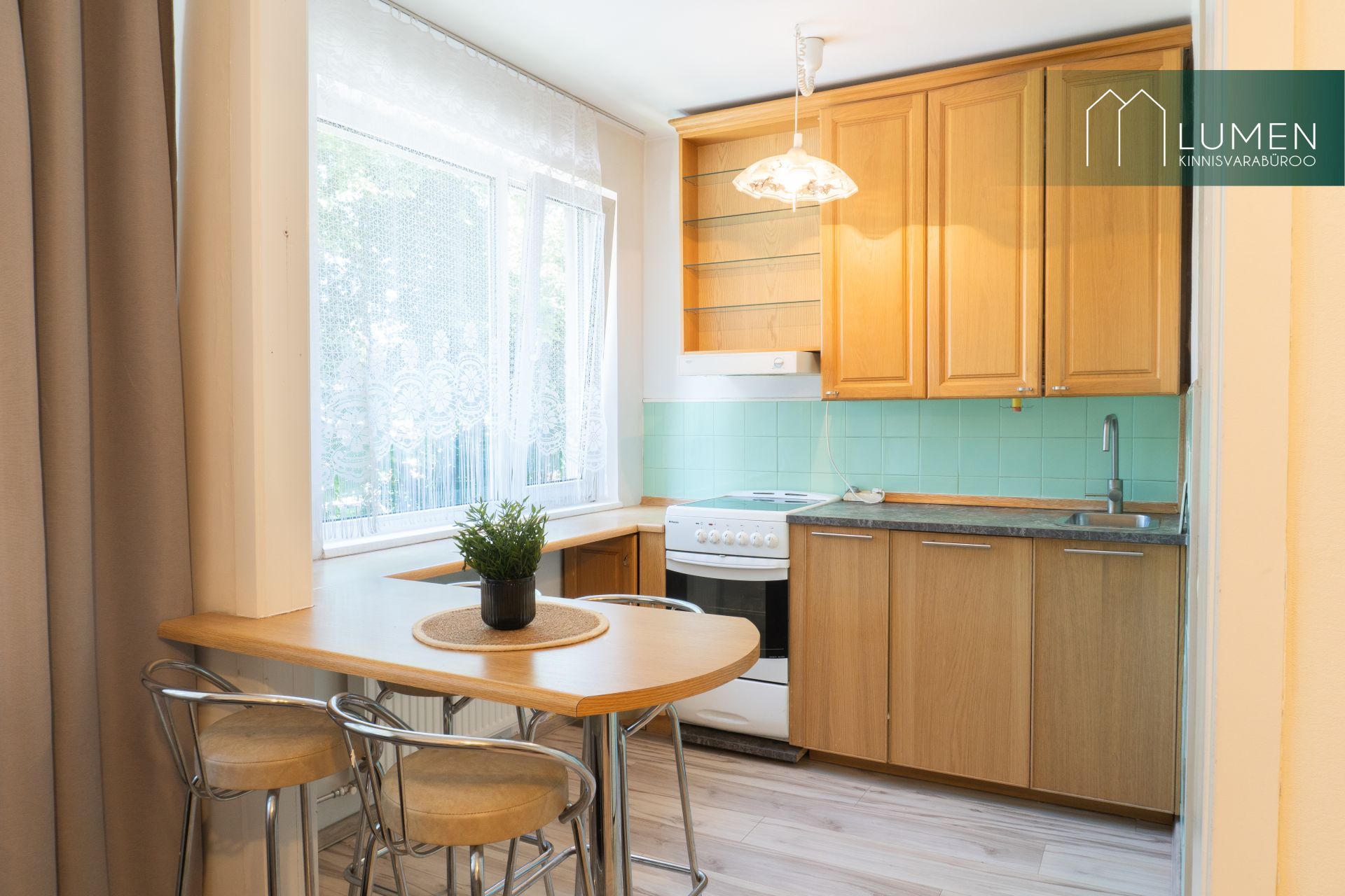 Harju maakond, Tallinn, Mustamäe linnaosa Mustamäe tee 100